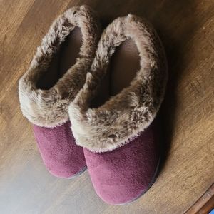 Women's Isotoner Slippers